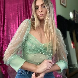 Tach Clothing Petunia Pearl Top